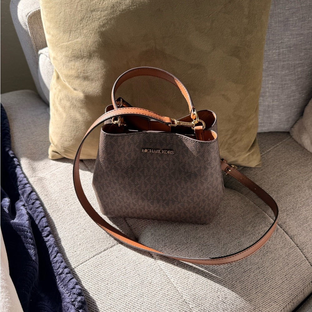 Michael Kors Brown Bucket Crossbody Bag